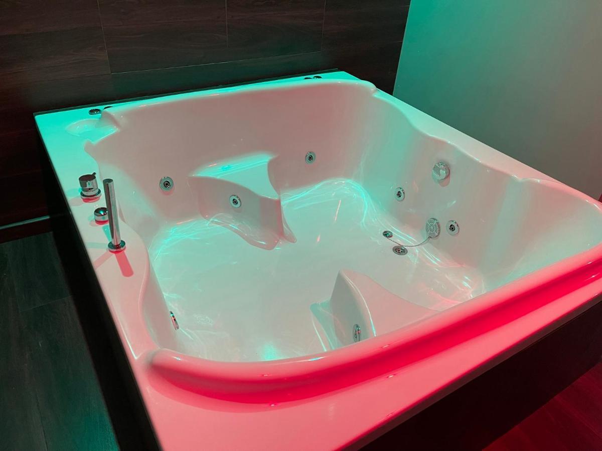 Aparthotel Arenteiro O Carballiño Eksteriør billede