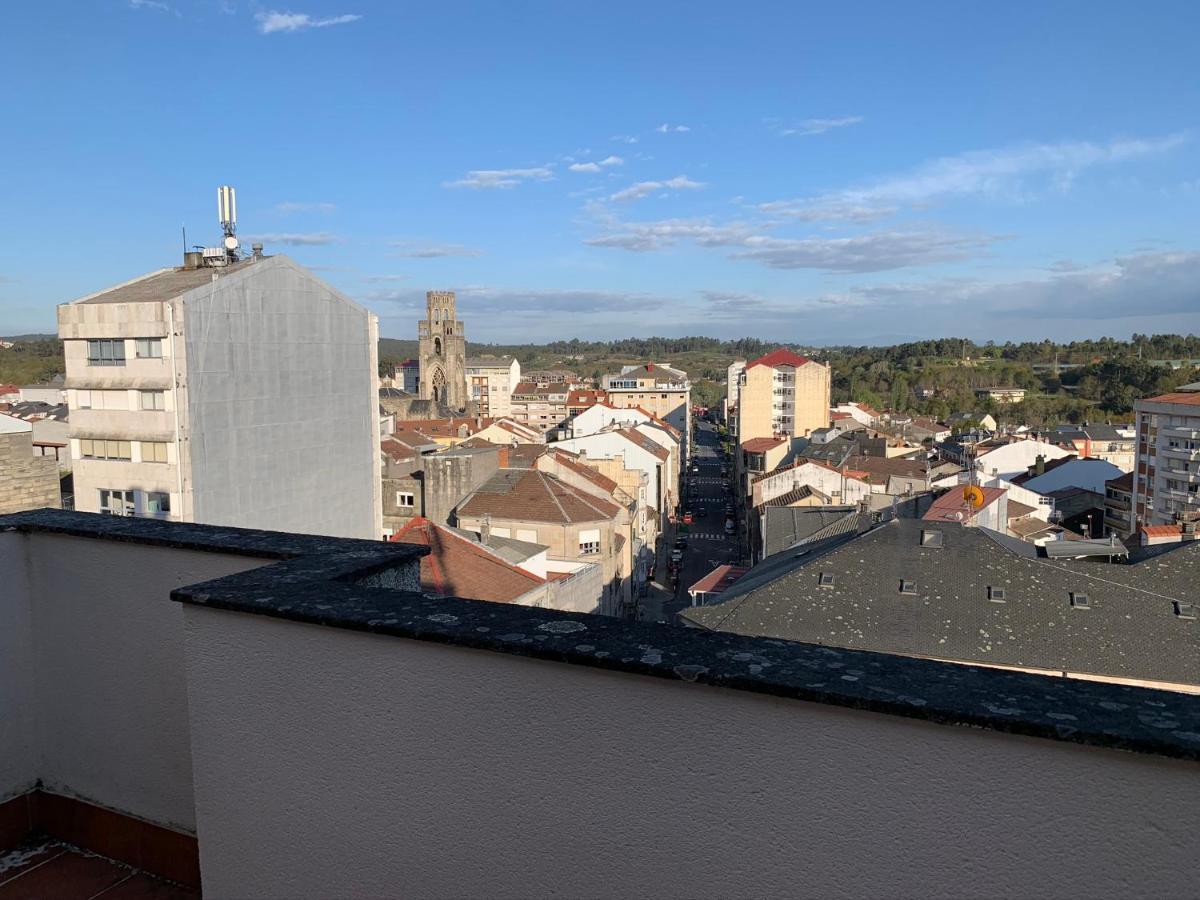Aparthotel Arenteiro O Carballiño Eksteriør billede